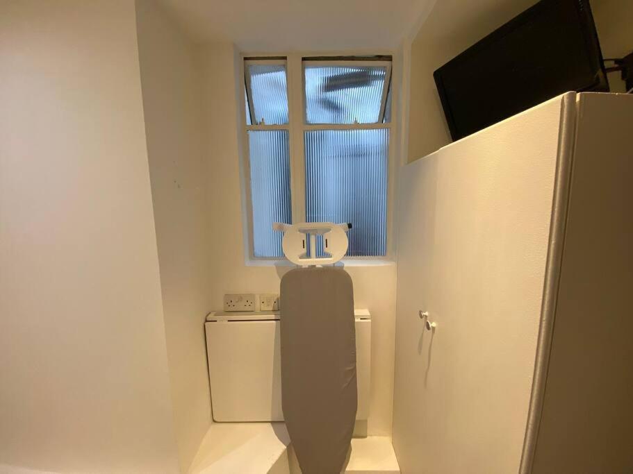 F2- Basement Studio Fits 1 Near Paddington Londen Buitenkant foto
