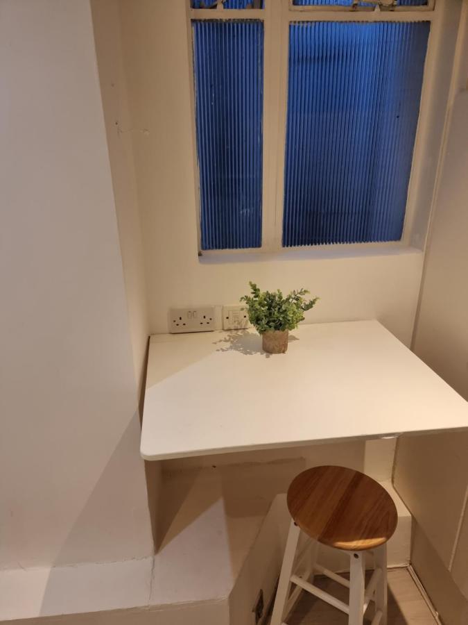 F2- Basement Studio Fits 1 Near Paddington Londen Buitenkant foto